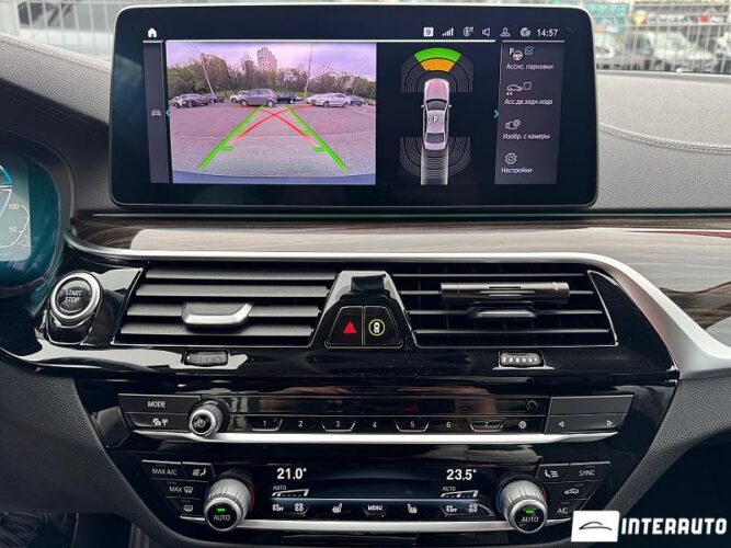 BMW 530e 40 interauto-car