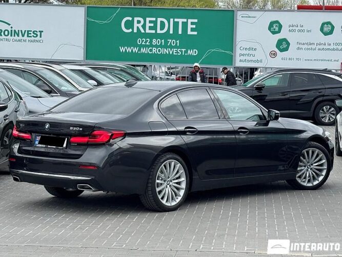 BMW 530e 34 interauto-car