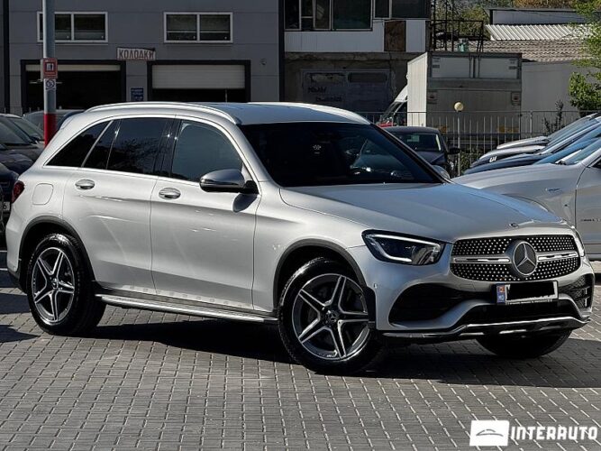 Mercedes GLC 300 32 interauto-car