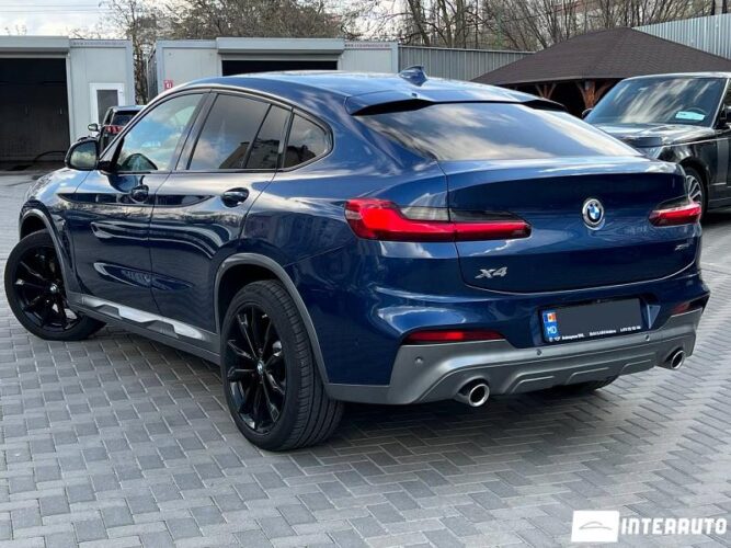 BMW X4 2.0D 35 interauto-car
