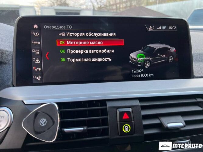 BMW X4 2.0D 46 interauto-car