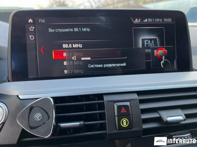 BMW X4 2.0D 47 interauto-car