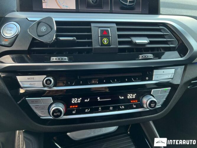 BMW X4 2.0D 48 interauto-car