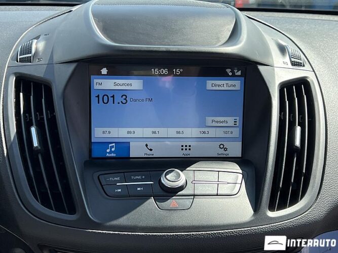 Ford Escape 41 interauto-car