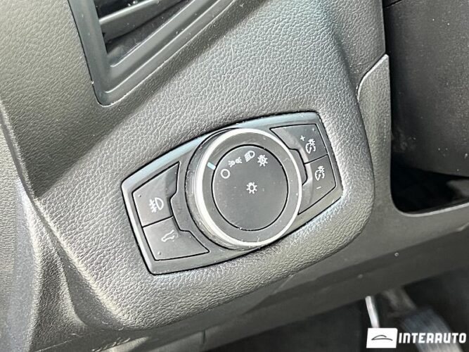 Ford Escape 51 interauto-car