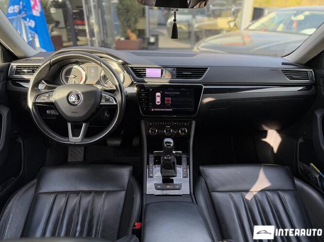 Skoda Superb 46 interauto-car