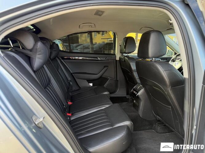 Skoda Superb 56 interauto-car