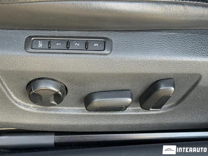 Skoda Superb 42 interauto-car