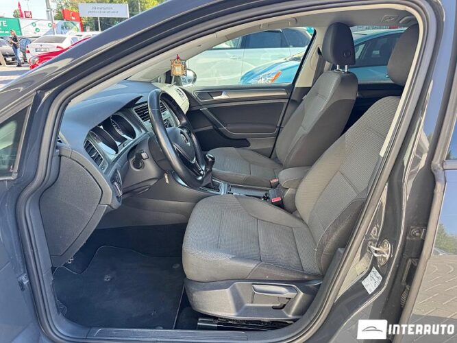 Volkswagen Golf 27 interauto-car
