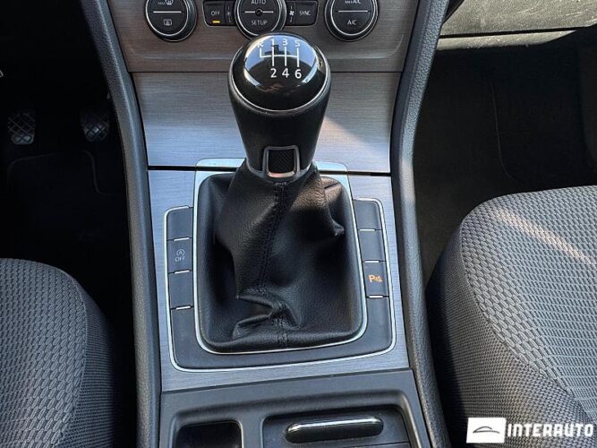 Volkswagen Golf 31 interauto-car