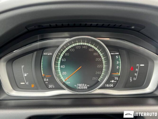 Volvo XC 60 37 interauto-car