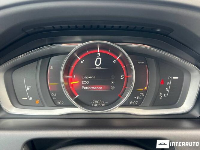 Volvo XC 60 36 interauto-car