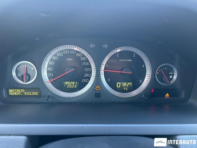 Volvo XC 90 37 interauto-car