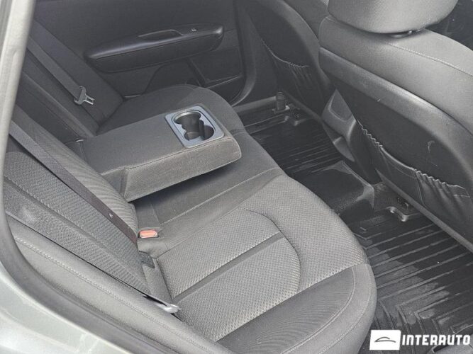 Kia Optima 40 interauto-car