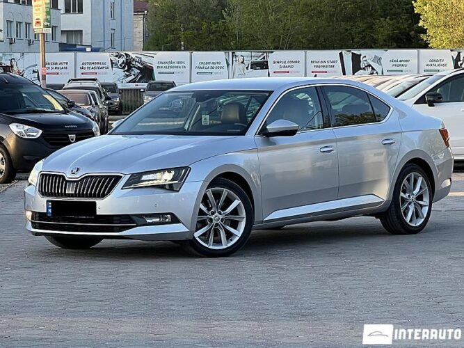 Skoda Superb 35 interauto-car