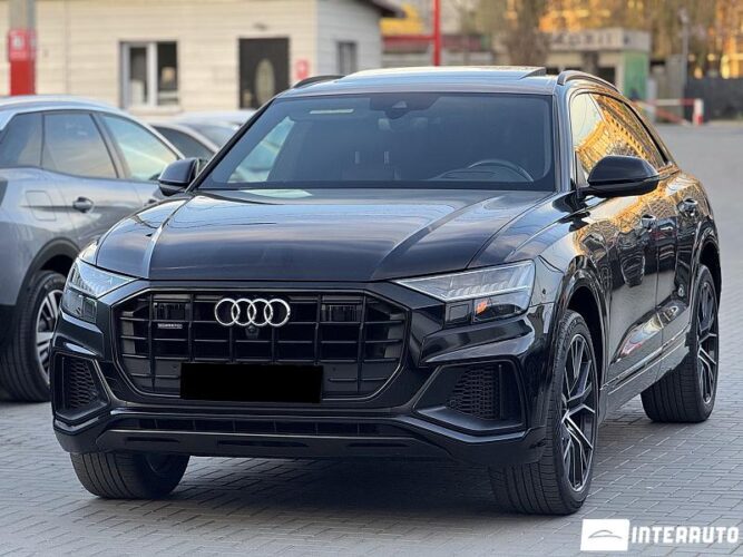 Audi Q8 35 interauto-car