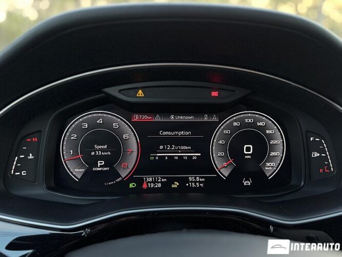 Audi Q8 50 interauto-car