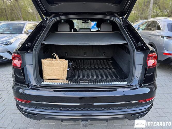 Audi Q8 39 interauto-car