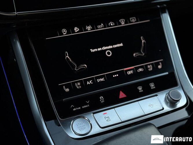 Audi Q8 52 interauto-car