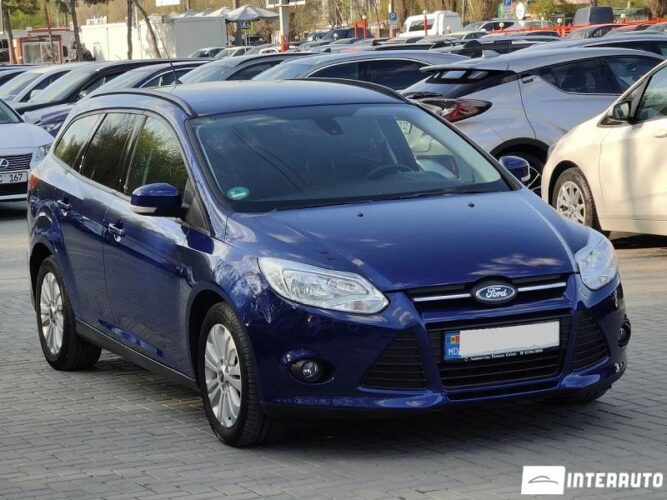 Ford Focus 29 interauto-car