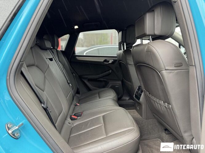 Porsche Macan 52 interauto-car
