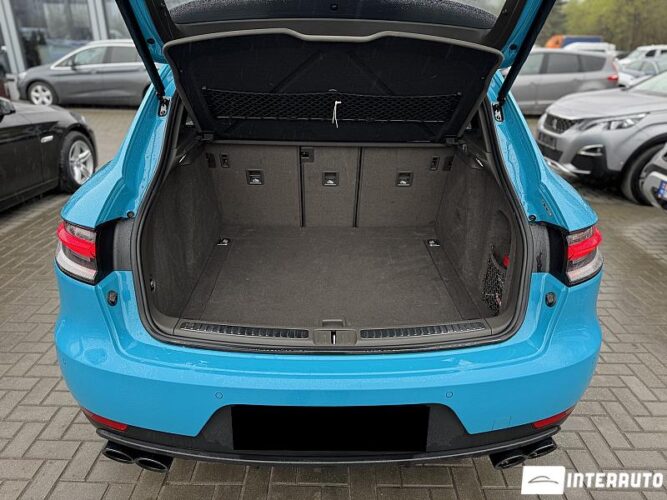 Porsche Macan 37 interauto-car