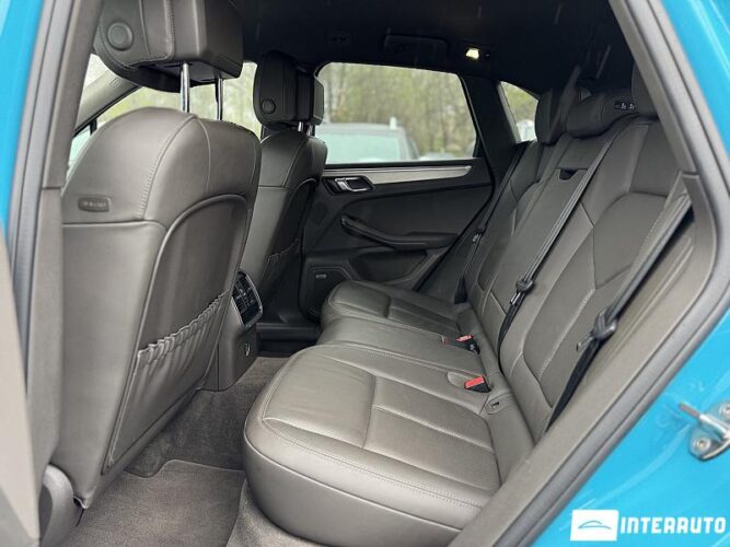 Porsche Macan 51 interauto-car
