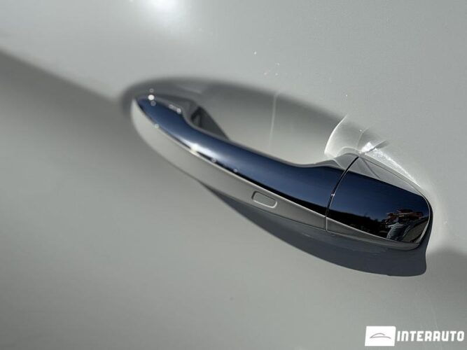 Mercedes C 300 37 interauto-car