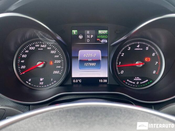 Mercedes GLC 350e 46 interauto-car