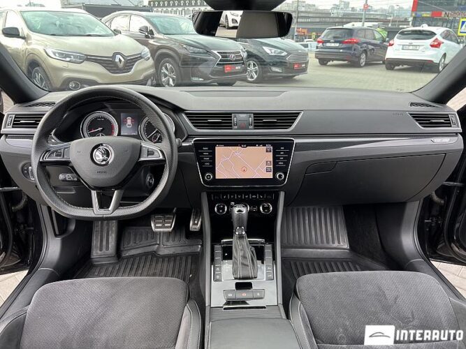 Skoda Superb 39 interauto-car