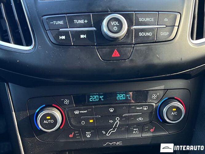 Ford Focus 40 interauto-car