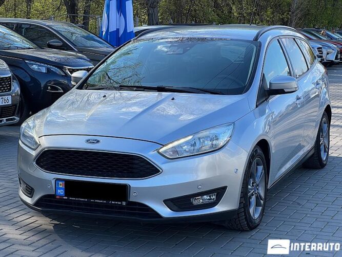 Ford Focus 29 interauto-car