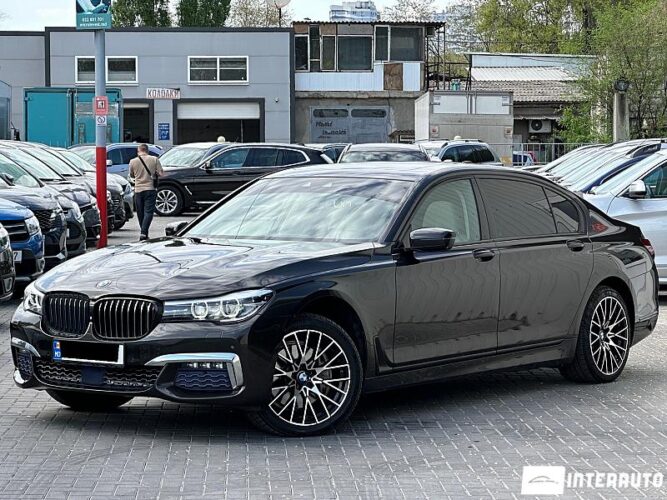 BMW 740 38 interauto-car