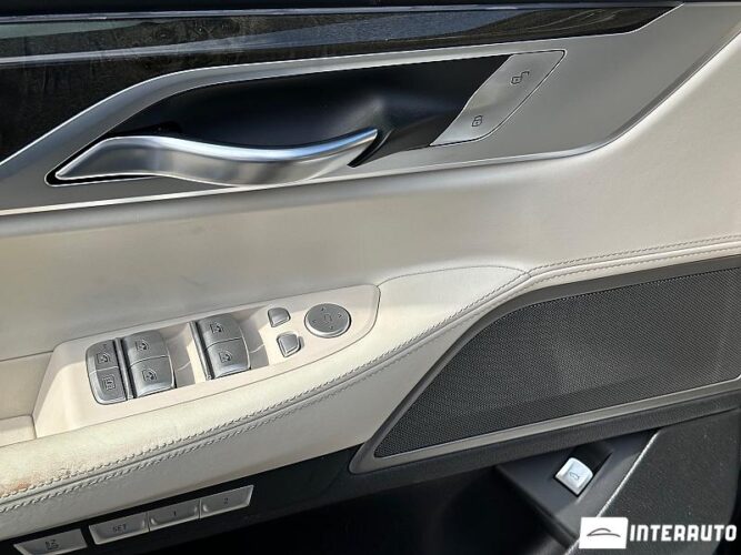 BMW 740 52 interauto-car