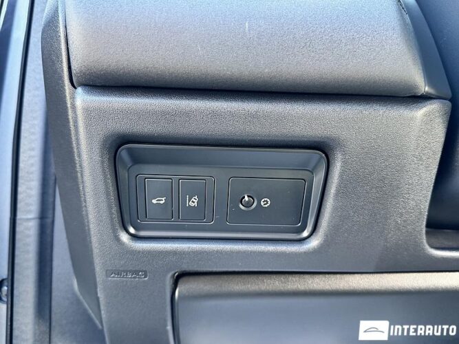 Land Rover Discovery Sport 57 interauto-car