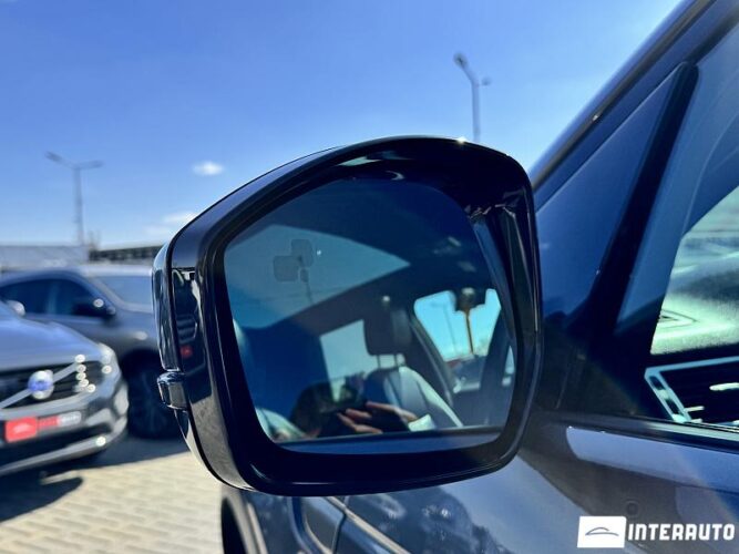 Land Rover Discovery Sport 54 interauto-car