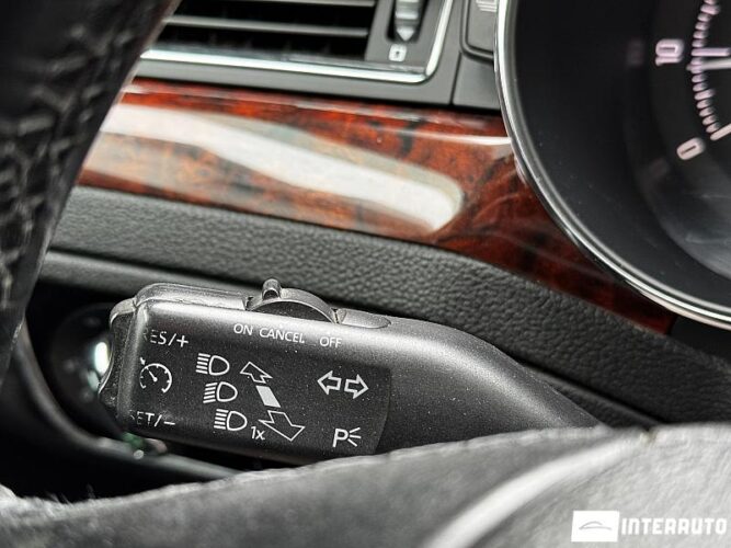 Skoda Superb 36 interauto-car