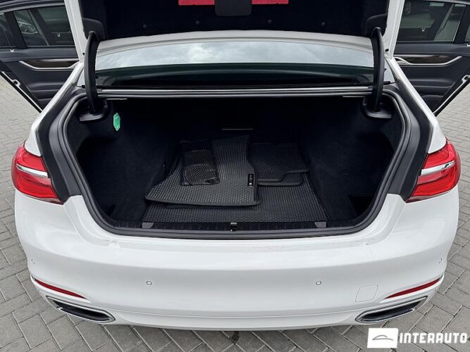 BMW 730 75 interauto-car