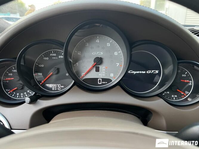 Porsche Cayenne GTS 45 interauto-car