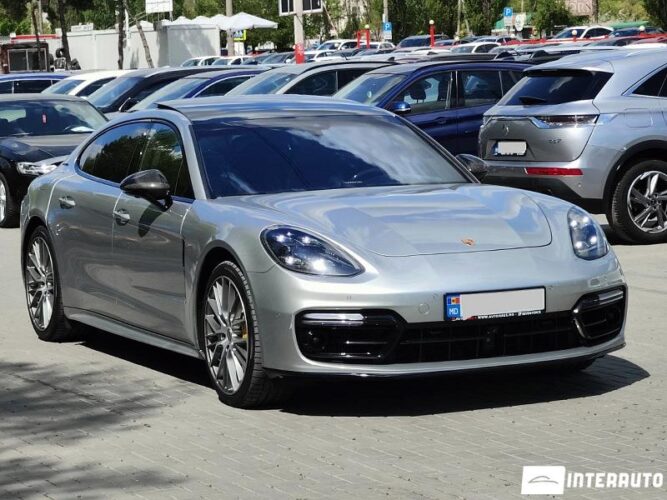 Porsche Panamera Turbo S 38 interauto-car