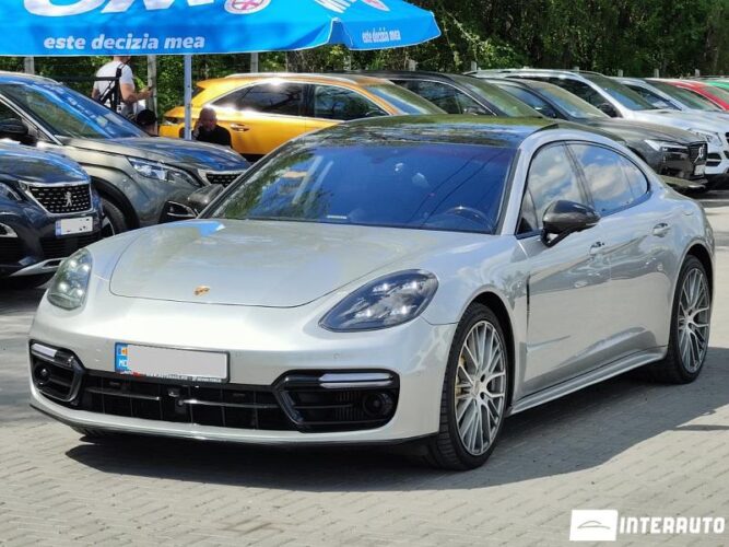Porsche Panamera Turbo S 36 interauto-car