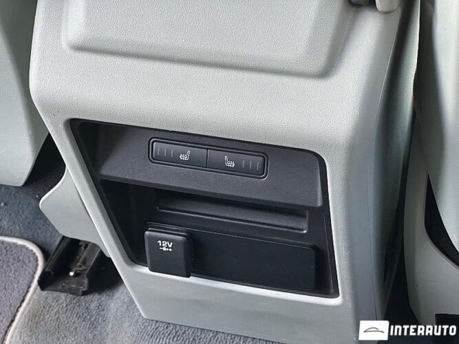 Land Rover Discovery Sport 51 interauto-car