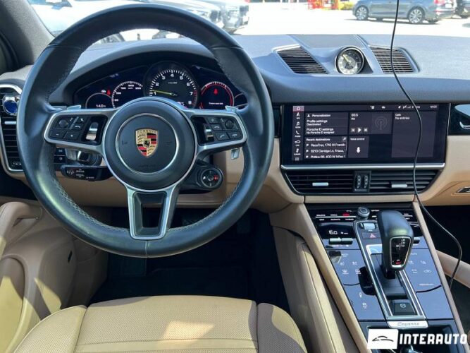 Porsche Cayenne E-Hybrid 45 interauto-car