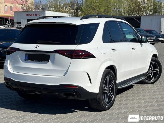 Mercedes GLE 300d 33 interauto-car