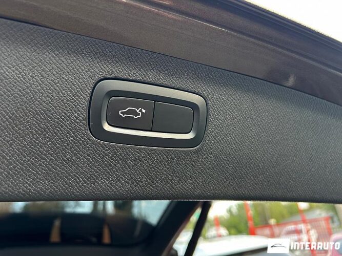 Volvo XC 90 49 interauto-car