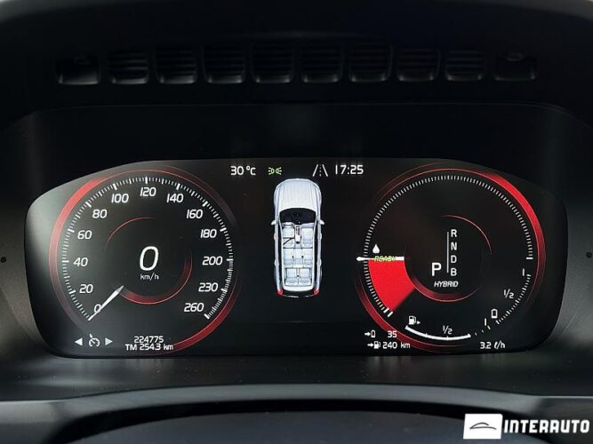 Volvo XC 90 40 interauto-car