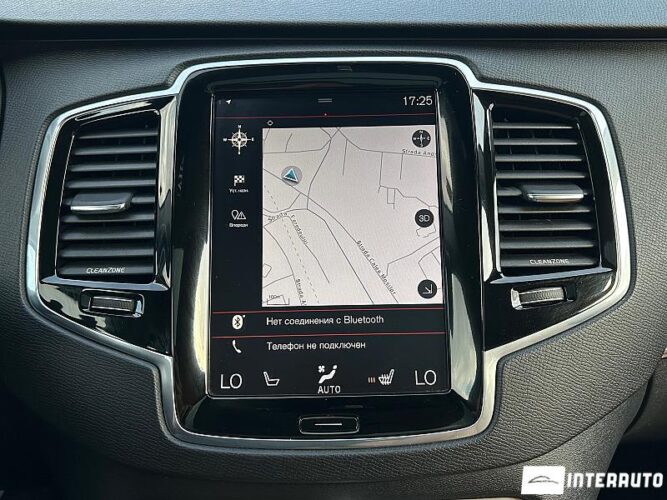 Volvo XC 90 42 interauto-car