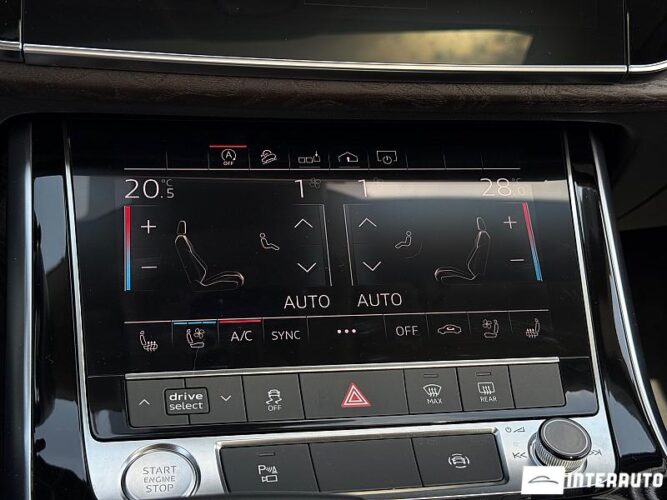 Audi Q8 54 interauto-car