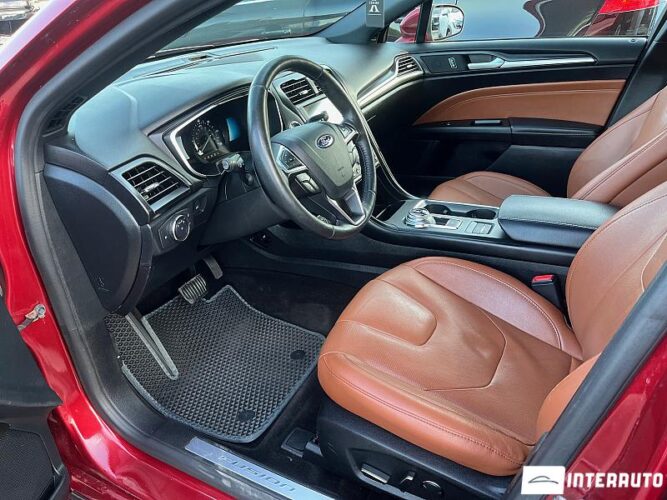 Ford Fusion 37 interauto-car