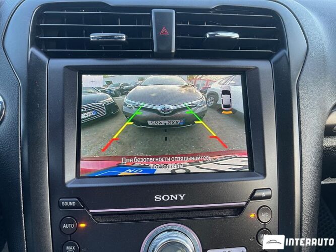 Ford Fusion 43 interauto-car